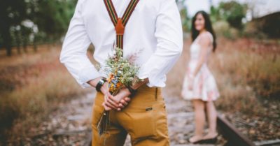 4 câu chuyện chứng minh trong tình yêu ‘làm hay tốt hơn nói giỏi’