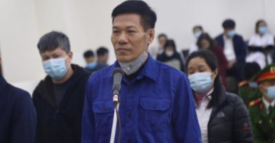 Vụ ‘thổi’ giá máy xét nghiệm Covid-19: Cựu giám đốc CDC Hà Nội nhận toàn bộ trách nhiệm