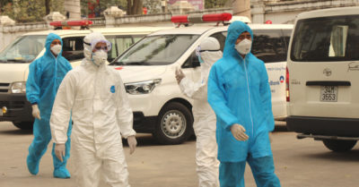 Tin tức 4/2: Nóng Hải Dương với 37 ca dương tính mới và 2 ổ dịch chưa rõ nguồn lây; Tổ bay, tiếp viên của Vietnam Airlines sẽ phải cách ly tập trung 21 ngày khi về từ nước ngoài; Bồ Đào Nha không gánh được thảm hoạ Covid-19, kêu gọi sự giúp đỡ của cộng đồng quốc tế…