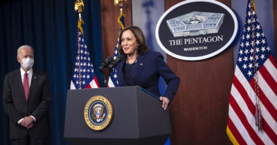 Harris thay Biden điện đàm với nguyên thủ các nước: Ai mới là tổng thống Mỹ?