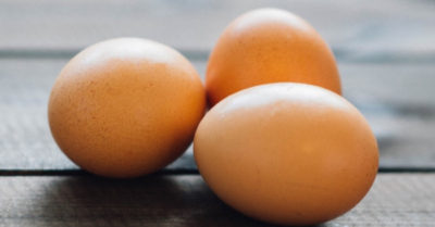 Điều gì sẽ xảy ra nếu bạn bắt đầu ăn 3 quả trứng mỗi ngày?
