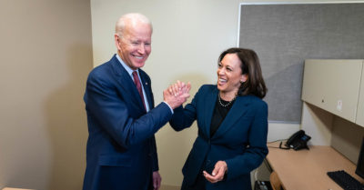 Ông Biden ‘đãng trí’, gọi nhầm cấp phó là ‘Tổng thống Harris’