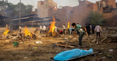 Tin tức 24/3: Nguy hiểm quả bom nặng 340 kg, Vĩnh Phúc sơ tán gần 2.000 người để di dời; Những hình ảnh như “ngày tận thế” ở Ấn Độ vì Covid-19…