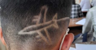 Thầy giáo xử lí bất ngờ với kiểu tóc ‘không đụng hàng’ của nam sinh