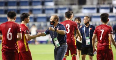 Vượt qua Indonesia, ông Park tuyên bố ‘không đắm chìm trong chiến thắng’