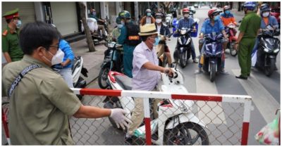 TP. HCM áp dụng Chỉ thị 16 đến ngày 1/8: ‘Dân khu phong tỏa chỉ ra khỏi nhà 2 lần/tuần và dùng phiếu đi chợ’