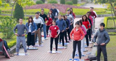 Tập Pháp Luân Công có tác dụng gì mà nhiều người tham gia?