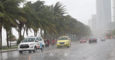 Bão số 6 gió giật cấp 10, cách Bình Định 180 km