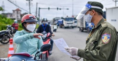 Tin tức sáng 20/9: Vừa được công bố là vùng xanh, trung tâm Bình Dương bất ngờ khi phát hiện 73 F0 chưa rõ nguồn lây; 3 nhân viên y tế ở Hà Nội dương tính SARS-CoV-2…