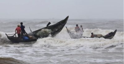 Áp thấp nhiệt đới giật cấp 8, cách quần đảo Hoàng Sa 360km