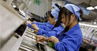 Các công ty nước ngoài đồng loạt rút khỏi Trung Quốc