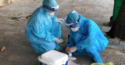 Bốn học sinh tiểu học mắc Covid-19 sau khi cặp vợ chồng F0 đi họp phụ huynh