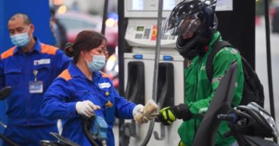 Giá xăng tiếp tục tăng, sát mốc 25.000 nghìn đồng/lít