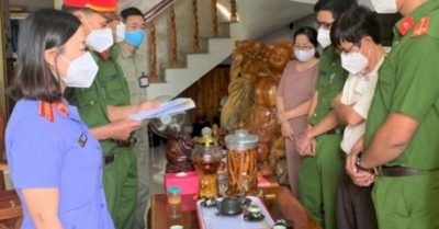Hiệu trưởng, hiệu phó cấu kết lập khống danh sách, rút ruột 14 tỷ đồng