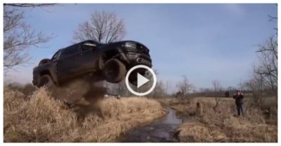 Video: Phi xe trong trang trại của bạn, YouTuber phải đền 53.000 USD