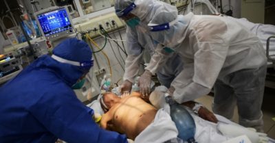 Tin tức tối 9/12: Thêm 15.311 ca Covid-19, cao nhất trong 86 ngày qua; Phát hiện 4 ca test nhanh dương tính trong số 126 người ăn nhậu tại Trần Duy Hưng