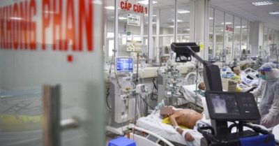 Tin tức tối 13/12: Thêm 15.377 ca Covid-19, Hà Nội ghi nhận 1.000 ca; Hai cháu thiệt mạng, bà nội mất tích