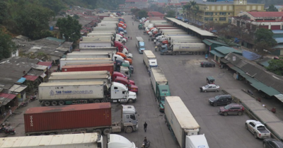 Hàng nghìn container nông sản Việt ùn ứ tại cửa khẩu Trung Quốc