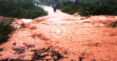 Video: Nước lũ ùn ùn đổ xuống chân đèo, Huế di dời dân khẩn cấp