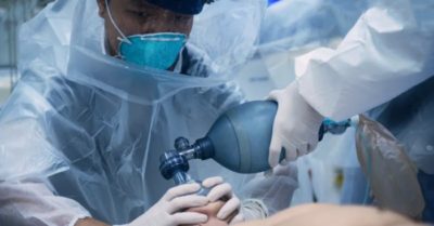 Tin tức tối 24/1: Thêm 14.362 ca Covid-19, 5 ca cộng đồng của biến chủng Omicron; Vụ cướp ngân hàng ở Hải Phòng: Thanh niên ‘bo’ tài xế 136 triệu đồng khi thuê taxi tẩu thoát