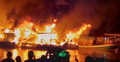 Vụ cháy ở cảng Ba Hòn: ít nhất 11 tàu cá bị thiêu rụi