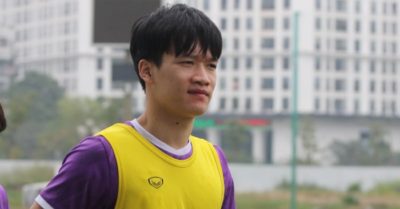 Hoàng Đức lên đội tuyển vào ngày mai; HLV Australia gọi tên 5 cầu thủ Việt