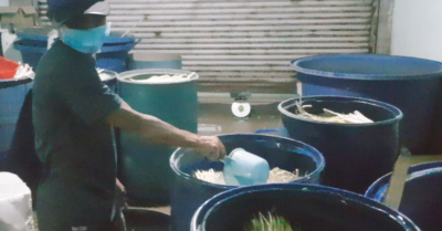 Gần chục tấn ngó sen ngâm hoá chất sắp tuồn ra thị trường