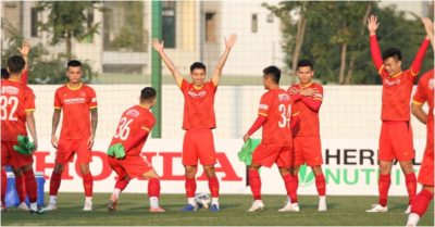Chốt danh sách tuyển Việt Nam sau trận đấu nội bộ; “từ V.League ra AFC Champions League là một bước nhảy quá xa”