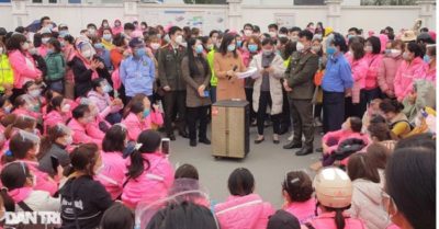 Gần 10.000 công nhân đình công, yêu cầu tăng lương