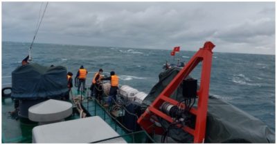 Chìm tàu cá gần đảo Lý Sơn, 9 ngư dân may mắn được cứu