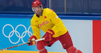 Thế giới 9/2: Đội khúc côn cầu Olympic của Trung Quốc: Quá nửa là cầu thủ Canada và Mỹ