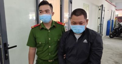 Tin tức tối 10/2: Vụ du khách xót xa trước cảnh voi bị hành hạ: Chủ voi lý giải nguyên nhân bất ngờ; Trùm cho vay nặng lãi ở chợ đầu mối Hòa Cường bị bắt; Người trồng ớt ngóng chờ thị trường Trung Quốc