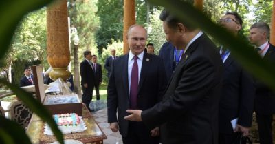 Trung Quốc hoang mang về các lệnh trừng phạt Nga