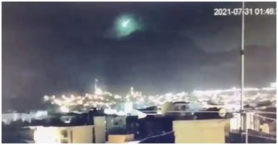 Video: Thiên thạch rơi hay đĩa bay người ngoài hành tinh?