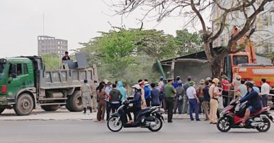 Tin tức tối 13/4: 100 người tham gia cưỡng chế hơn 9.000 m2 đất ‘vàng’; Ngoài đại úy công an, còn có 5 người cứu giúp 4 nạn nhân đuối nước