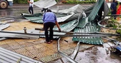 Tin tức tối 28/5: Giông sét, lốc xoáy dị thường ở TT-Huế làm 2 người tử vong, nhiều nhà cửa hư hỏng; Bé gái 1 tuổi tử vong sau uống sữa, trên người nhiều vết bầm tím