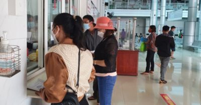 Bệnh viện nói gì về việc để người nhà bệnh nhân ra ngoài mua dao mổ