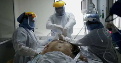 Nguy hiểm hơn gấp 3 lần: Người đàn ông nhiễm HIV, COVID và đậu mùa khỉ cùng lúc