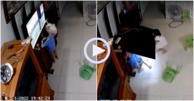 Video: Bé gái gồng mình đỡ chiếc tivi khỏi rơi xuống đất