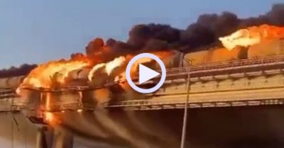 Video: Cháy nổ dữ dội trên cầu nối Crimea với Nga