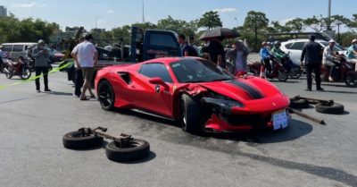 Siêu xe Ferrari 488 tông chết người ở Hà Nội