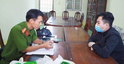 Giả bị ung thư, con bị bỏng để lừa nhà hảo tâm