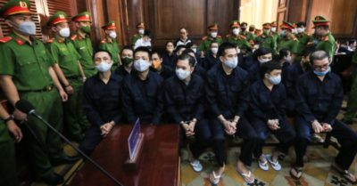 Tin tức tối 8/12: Xét xử vụ Công ty Alibaba lừa đảo, rửa tiền: Nhiều giám đốc chỉ học hết lớp 12; 40 học sinh Sơn La nhập viện sau bữa tối