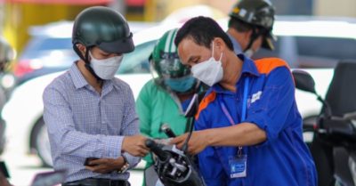 Giá xăng, dầu giảm hơn 1.000 đồng/lít