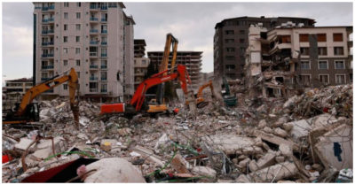 Tin tức sáng 26/2: Hơn 50.000 người thiệt mạng vì động đất; Hai sân bay bị từ chối đưa vào quy hoạch