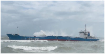 Tin tức sáng 1/2: Tàu gặp nạn trên biển: Chốt phương án hút 8.000 lít dầu; Đề xuất mới: 7 ngày chỉnh giá xăng dầu/lần, nghỉ lễ vẫn điều hành