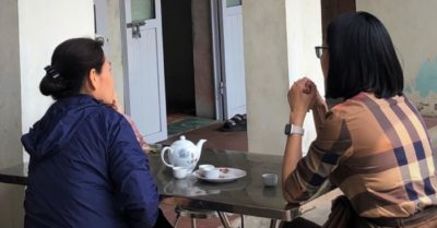 Tin tức tối 8/3: Giảm mạnh, giá vàng trong nước thấp nhất 5 tháng qua; Mẹ bé trai bị bạo hành: ‘Tôi chỉ biết hét lên rồi đưa con đi cấp cứu’