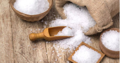 Muối chữa nhanh khỏi 7 bệnh hàng ngày