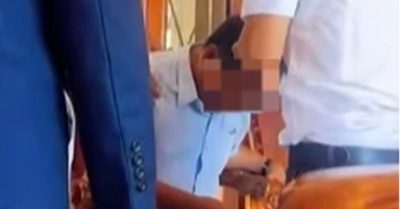 Tin tức 1/6: Giá xăng tăng mạnh; Giám đốc trung tâm văn hóa huyện đột tử khi đang phát biểu