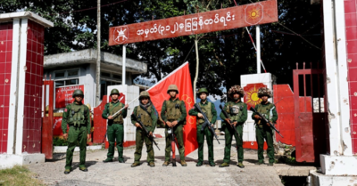 Quân đội Myanmar nguy cơ ‘vỡ trận’, hàng nghìn người dân chạy sang Ấn Độ